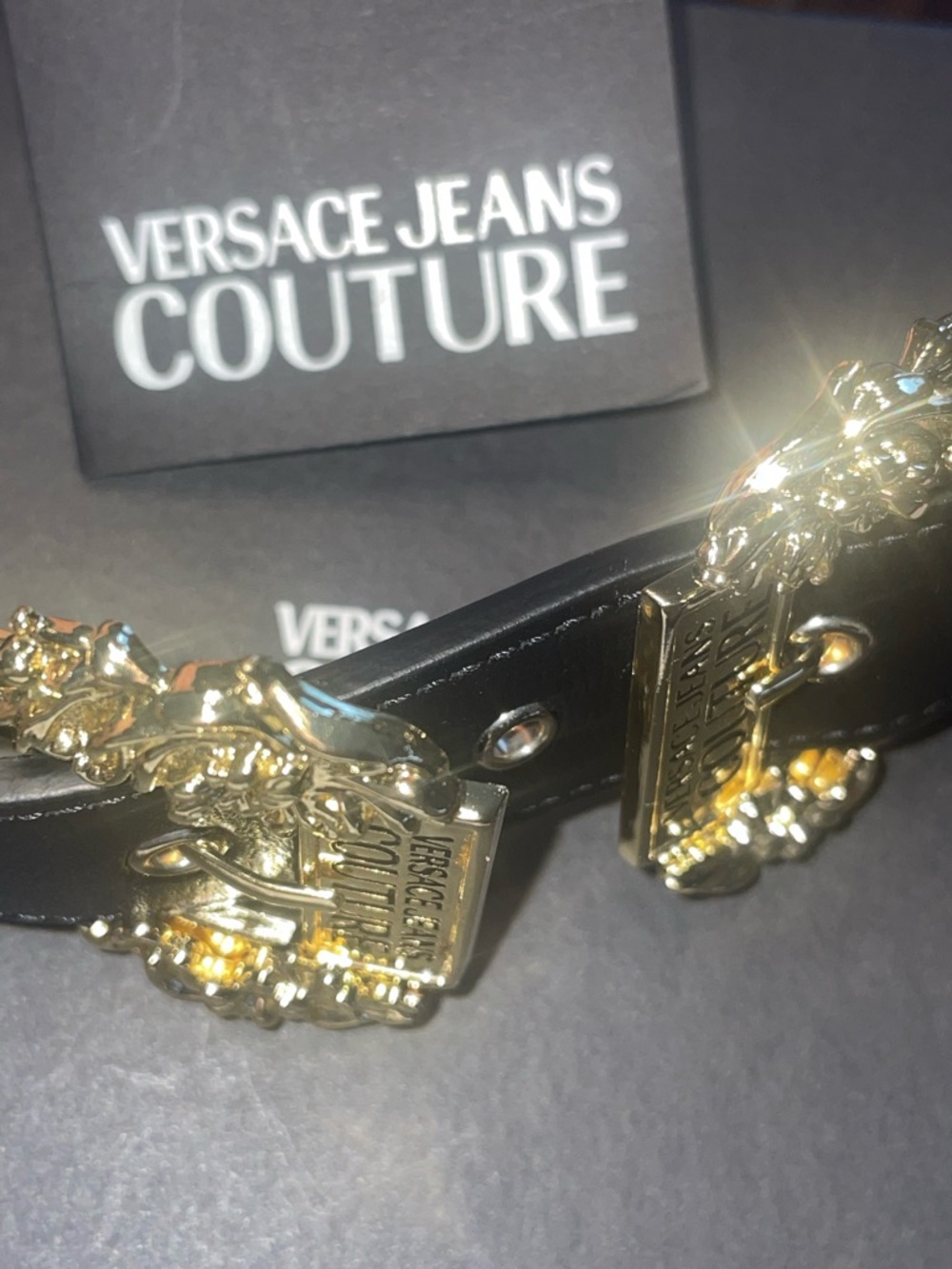 ✨Versace Jeans Collection Black Leather Belt with Gold Buckle Women’s size 85.✨ - Picture 7 of 8
